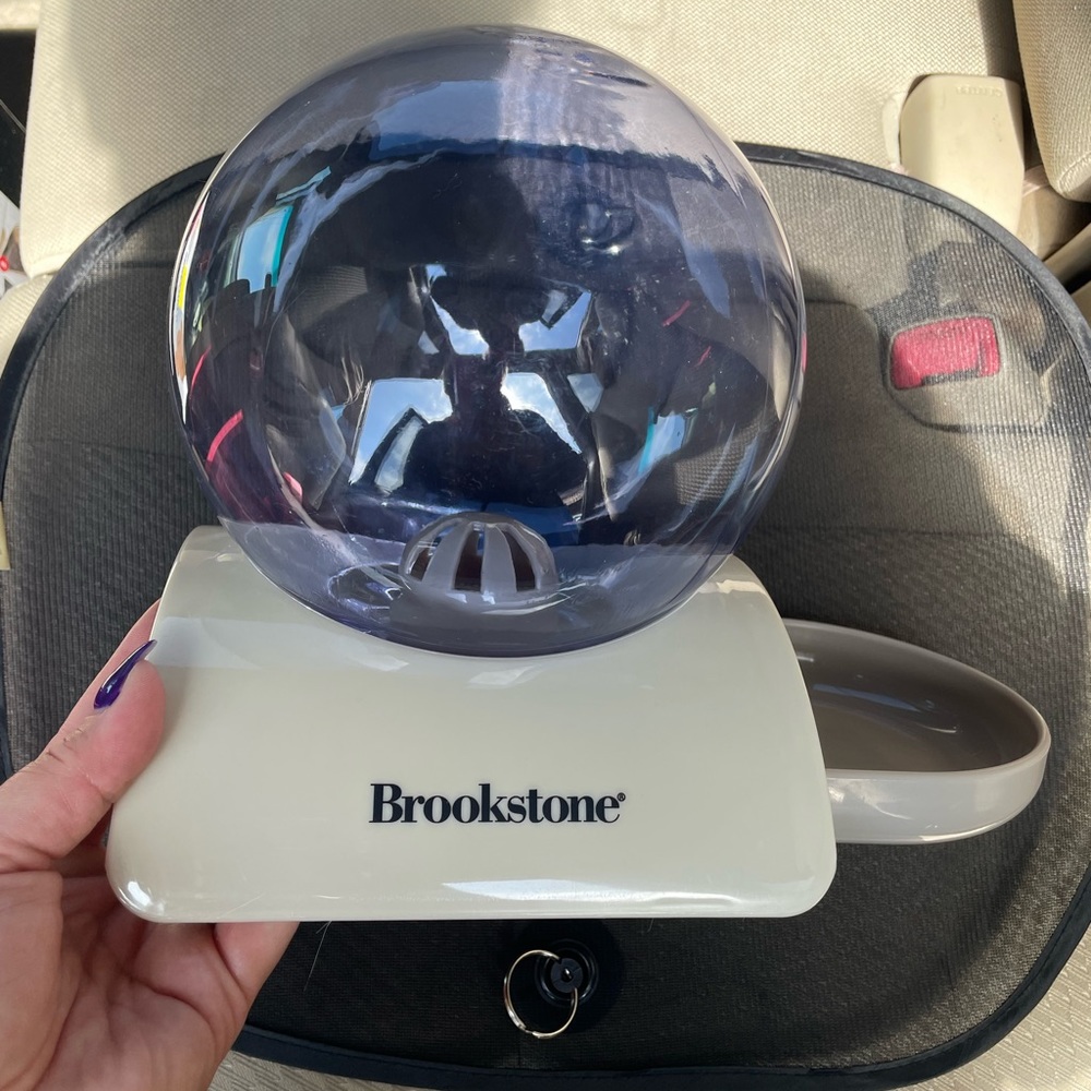 New brookstone dog water dispenser